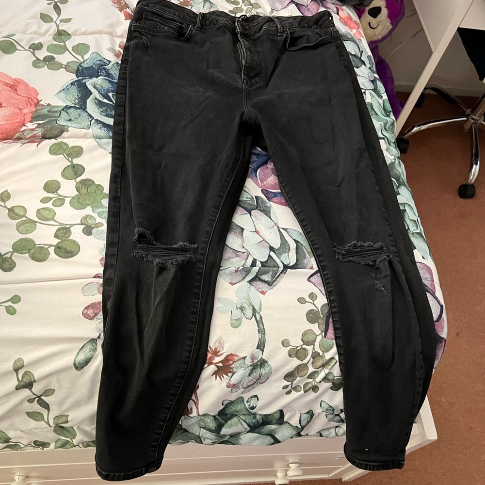 Forever 21 jeans with a knee slit size 16